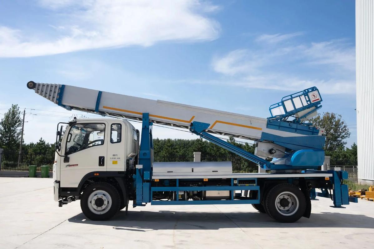 丽水云梯上料车租赁费用