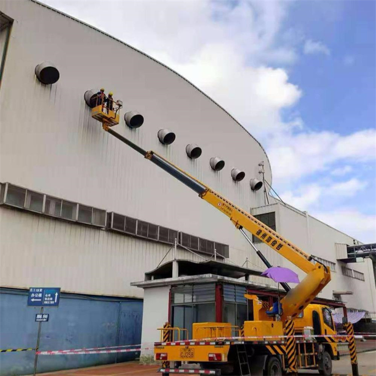 丽水高空作业车出租服务：专业广告牌安装解决方案